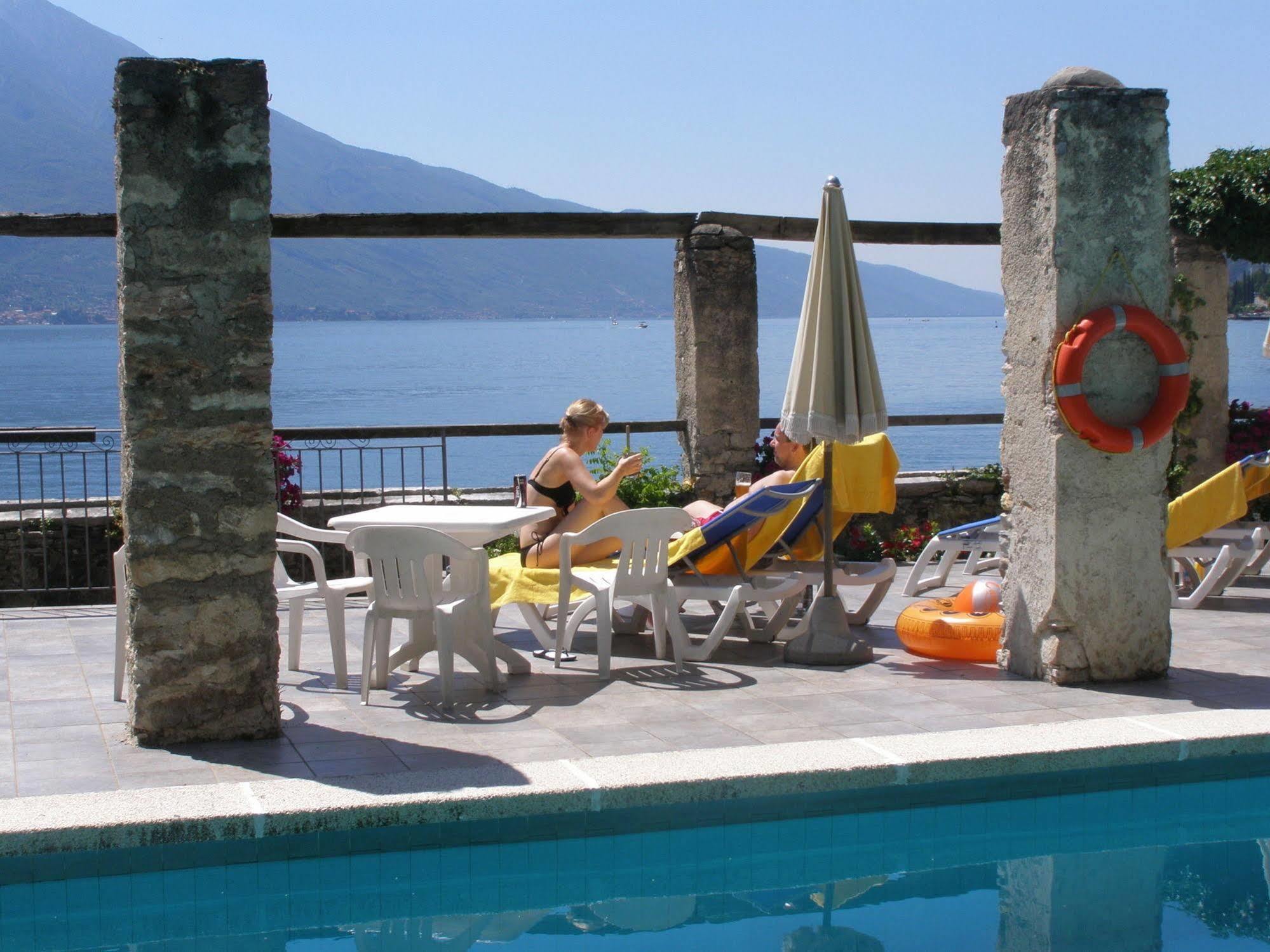 Villa Romantica Hotel Limone sul Garda Bagian luar foto